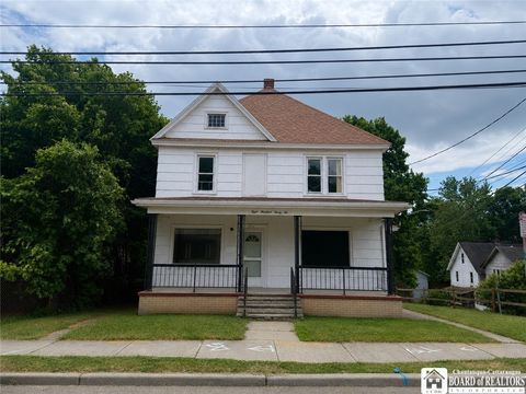 Multifamily For Sale - 836 E 2nd Street<br/> Jamestown, NY 14701