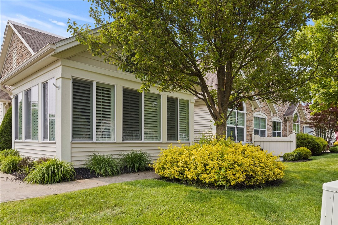 189 Maryview Drive, Penfield, New York image 2
