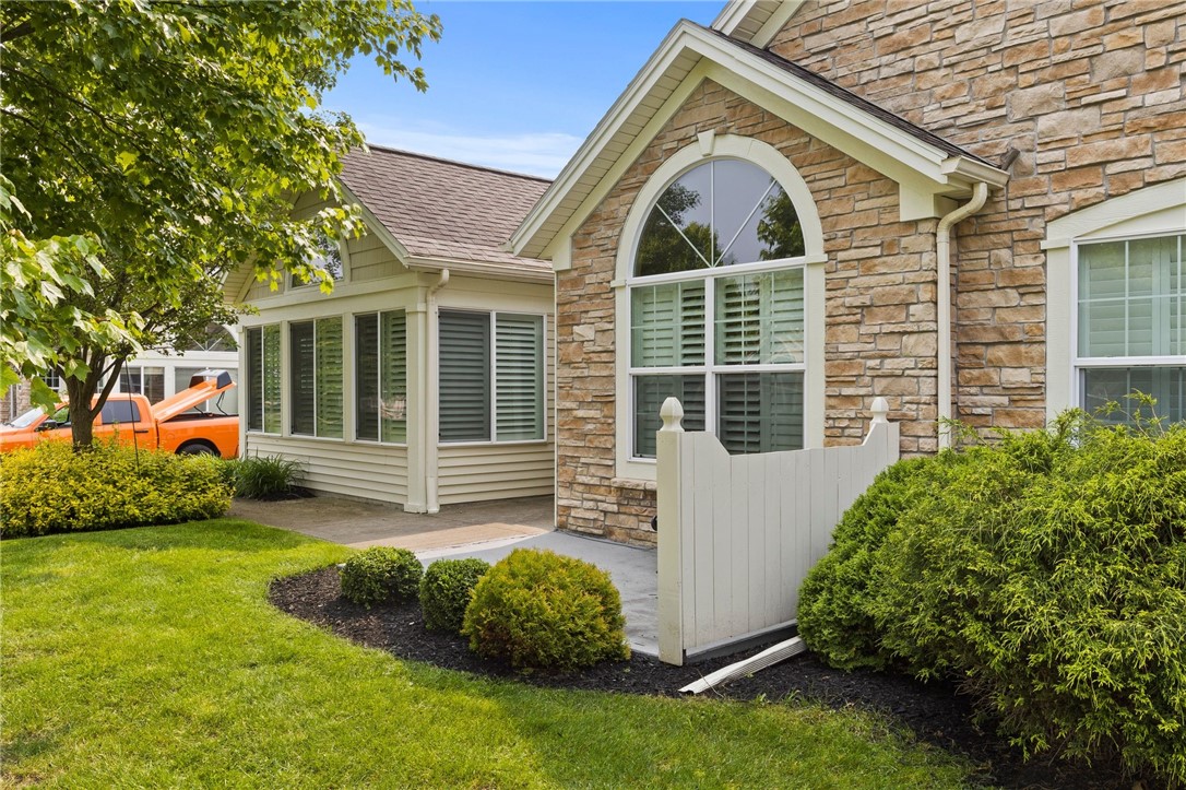 189 Maryview Drive, Penfield, New York image 3