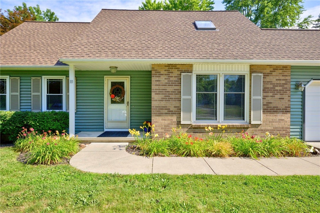 10 Slate Drive