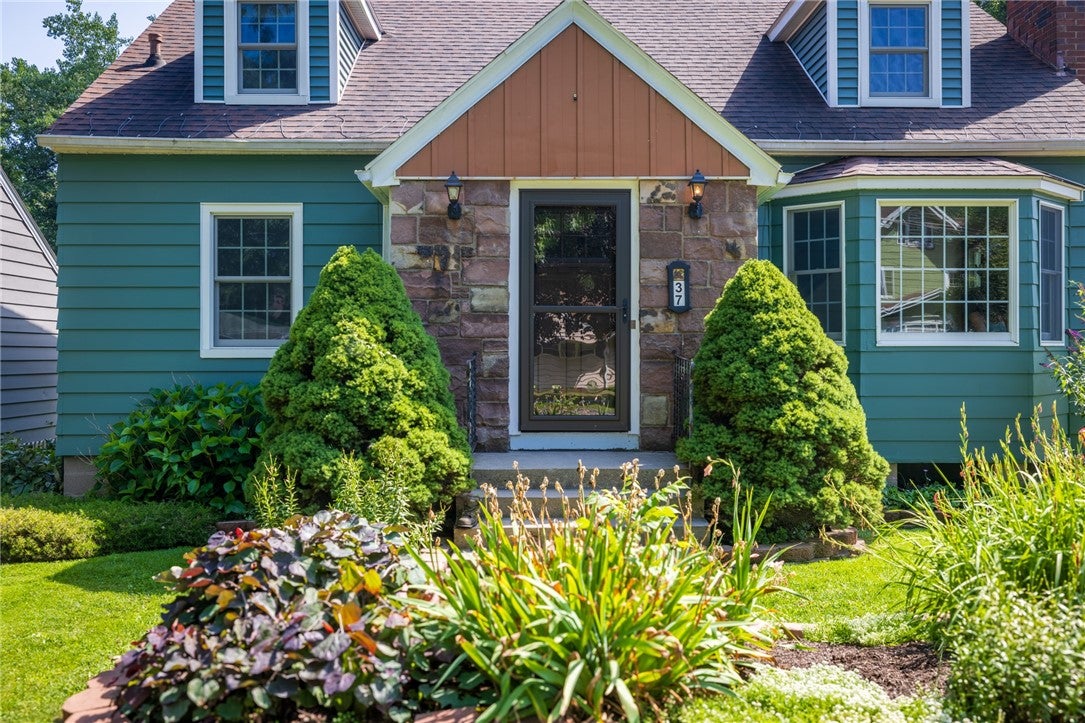 37 Fuller Avenue