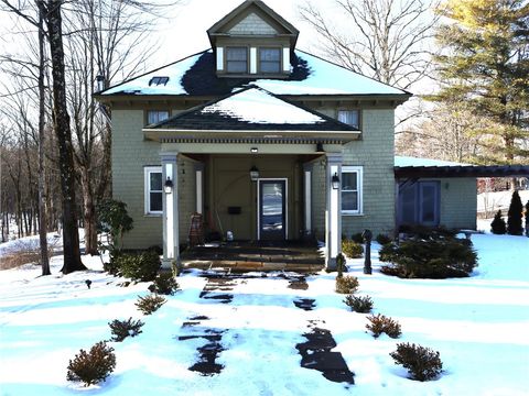 Photo of 8 Van Dyke Avenue, Harpersfield, NY 12167 (MLS # R1657293)
