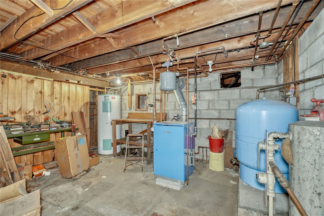 492 Drumm Road, Webster, New York image 36