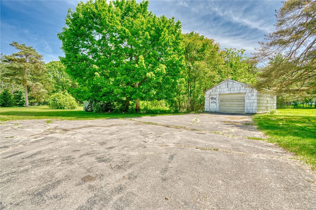 492 Drumm Road, Webster, New York image 7