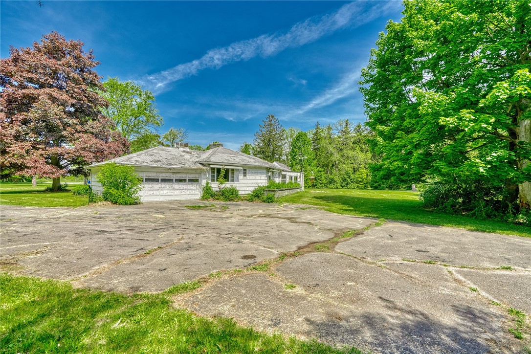 492 Drumm Road, Webster, New York image 6