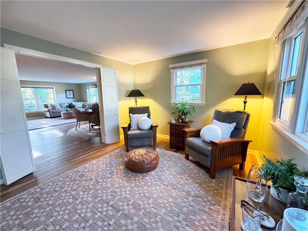 33 Meadow Drive