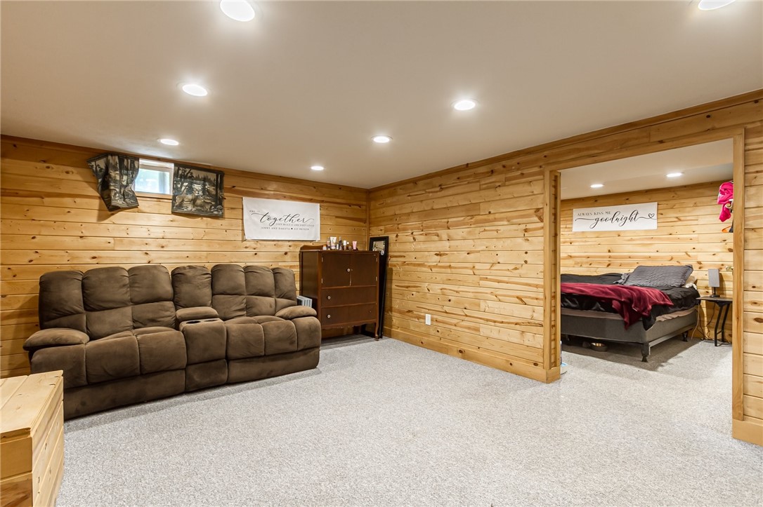 5776 Limestone Lane, Farmington, New York image 22