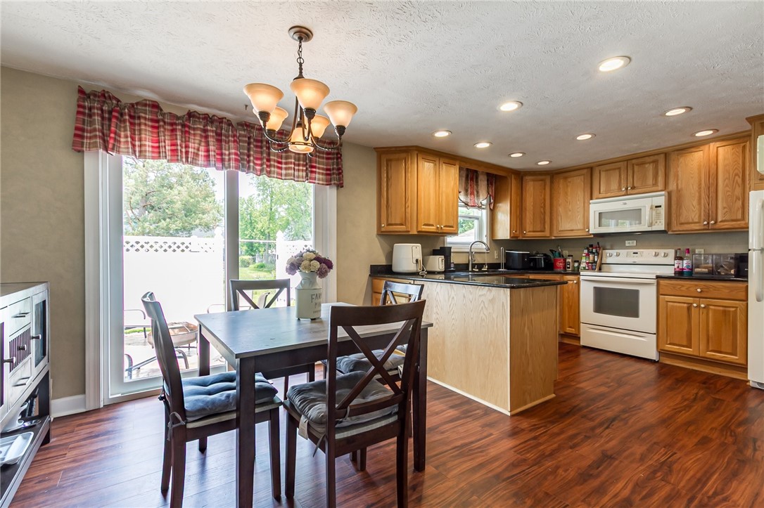 5776 Limestone Lane, Farmington, New York image 10