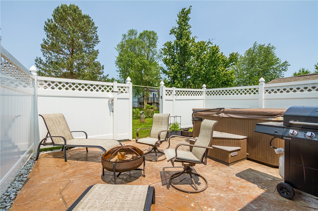 5776 Limestone Lane, Farmington, New York image 28
