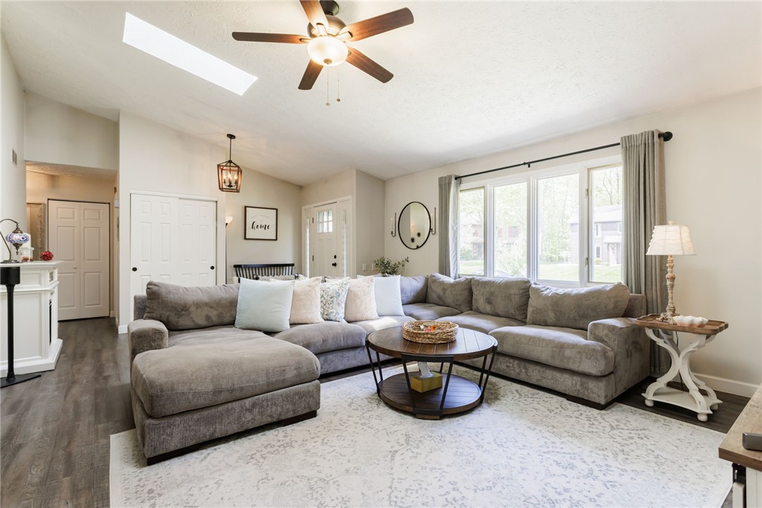 53 Parkside Lane, Greece, New York image 4
