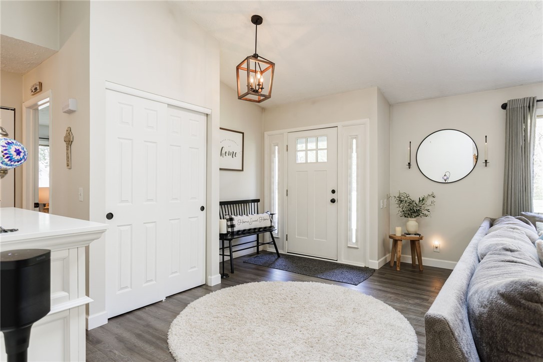 53 Parkside Lane, Greece, New York image 2