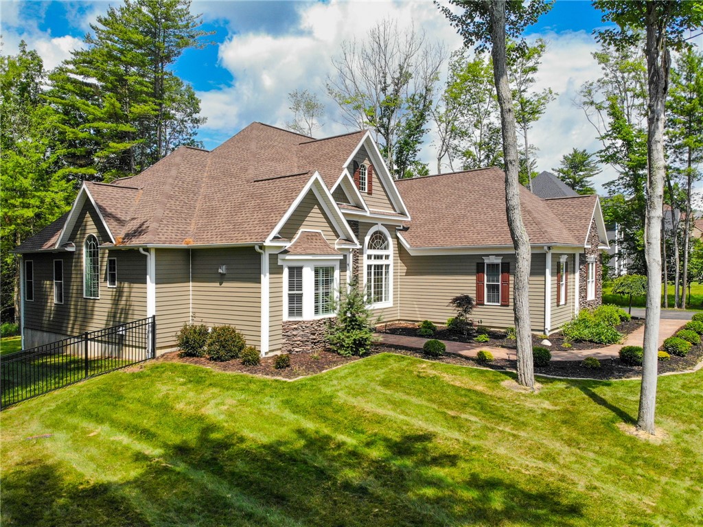 9 Woodland Way