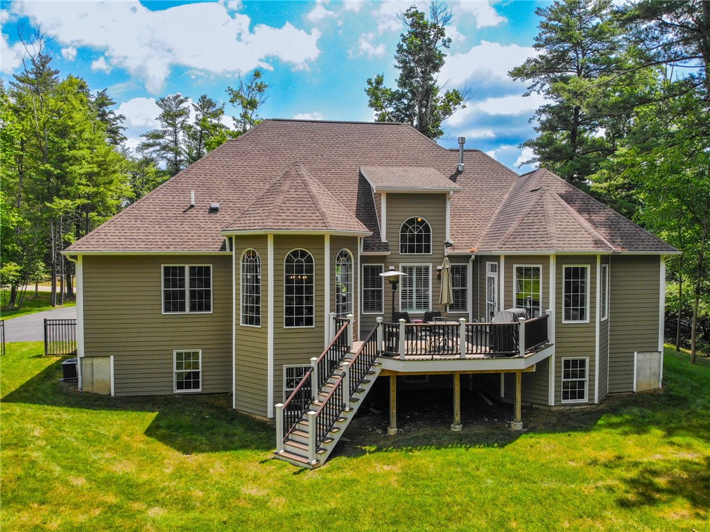9 Woodland Way