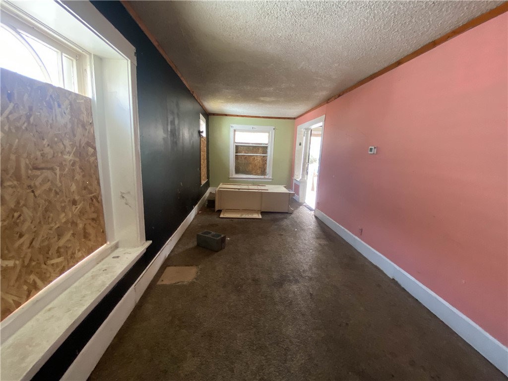 121 Baycliff Drive