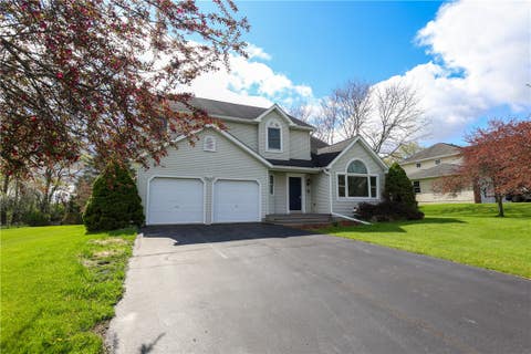 Homes For Sale - 11 Ambrose Drive<br/> Chemung County, Horseheads, NY 14845