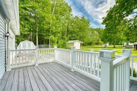 Tiny photo for 6578 Lakeside Road, Ontario, NY 14519 (MLS # R1690950)