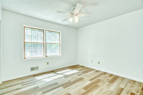 Tiny photo for 6578 Lakeside Road, Ontario, NY 14519 (MLS # R1690950)