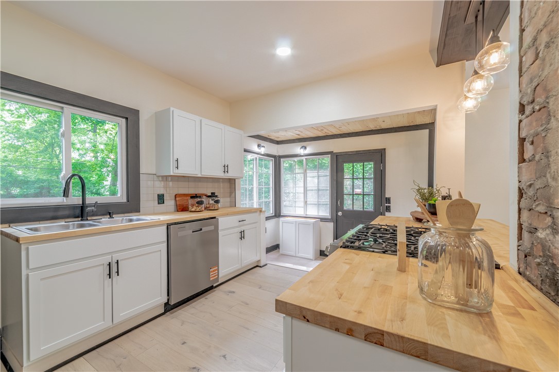 61 Grand Avenue, Rochester, New York image 15
