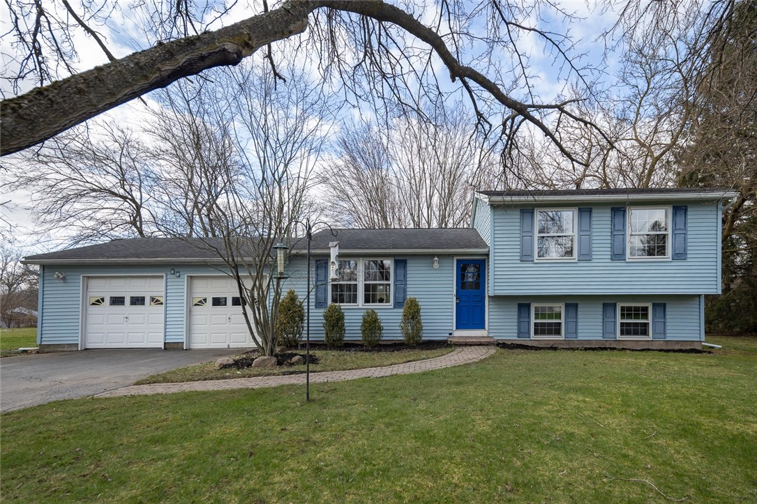 60 Marberth Drive, Henrietta, New York image 1