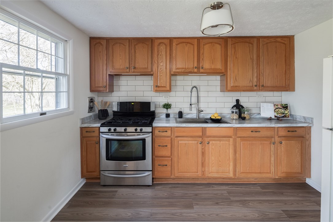 60 Marberth Drive, Henrietta, New York image 9