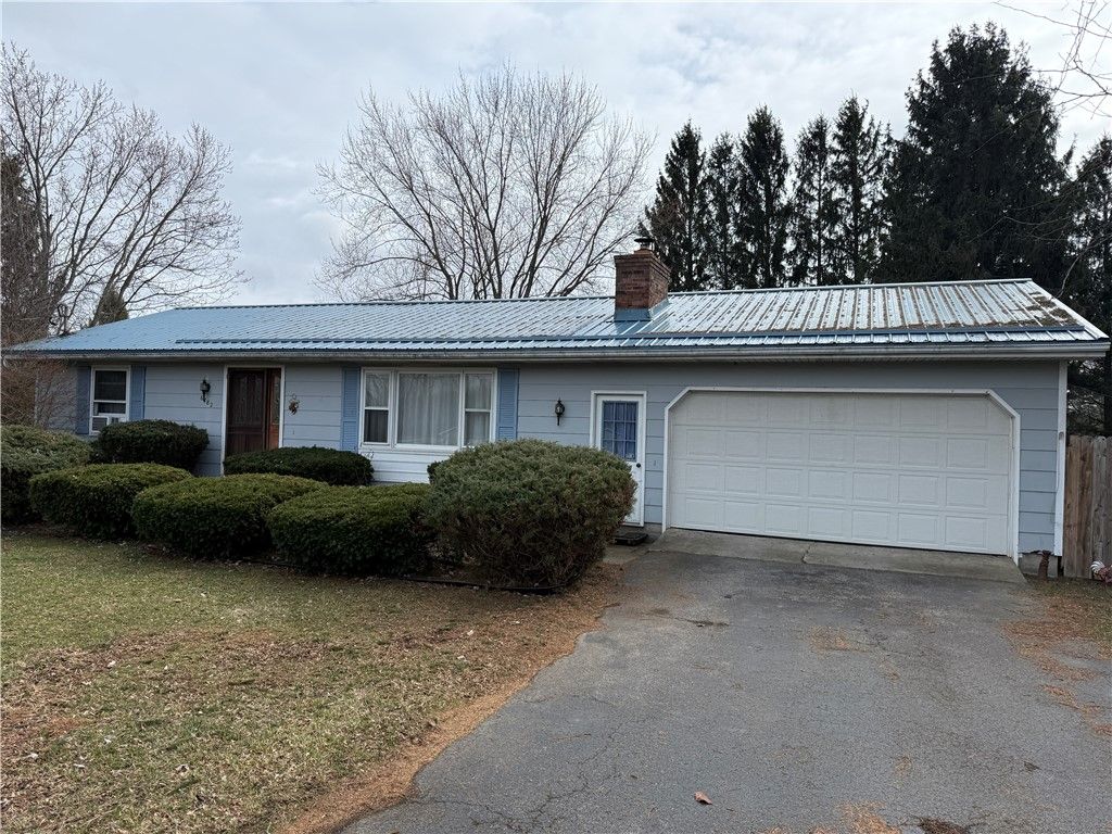 Photo of 6782 Lyman Road, Byron, NY 14422 (MLS # R1666621)