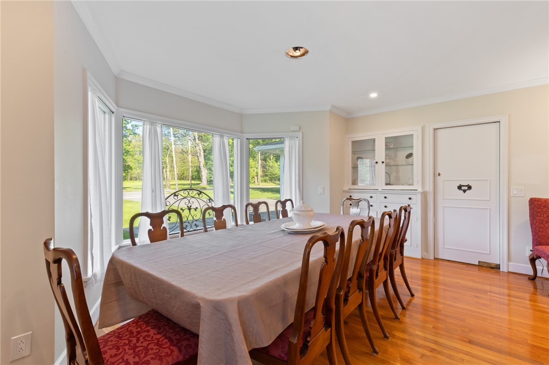 1 Creekside Lane, Pittsford, New York image 9