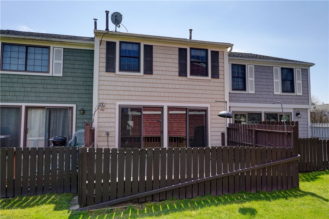 57 Village Trail Trl, Mendon, New York image 35