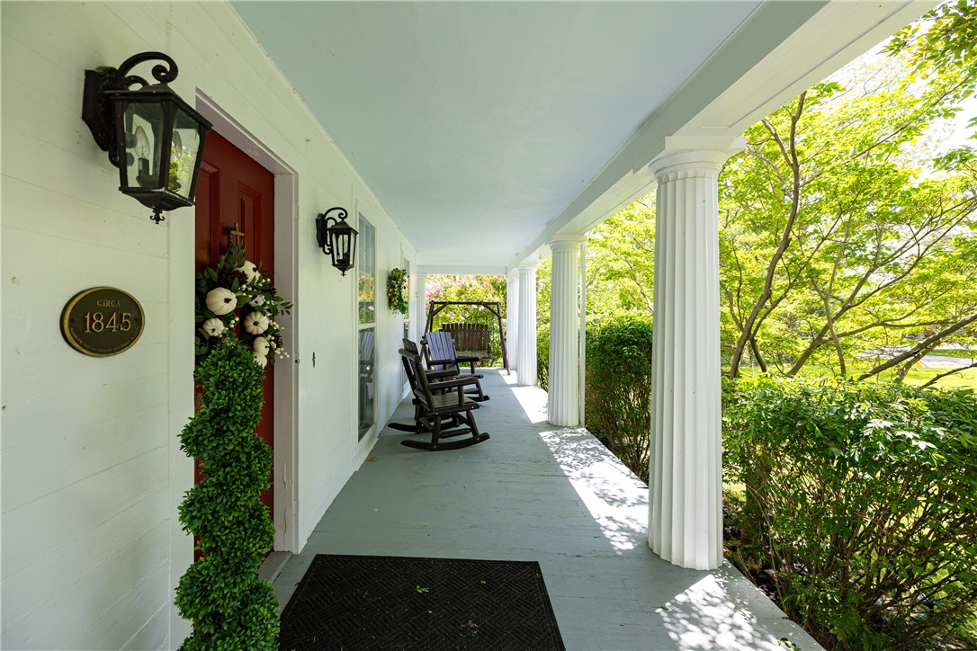 90 Ontario Street, Mendon, New York image 6