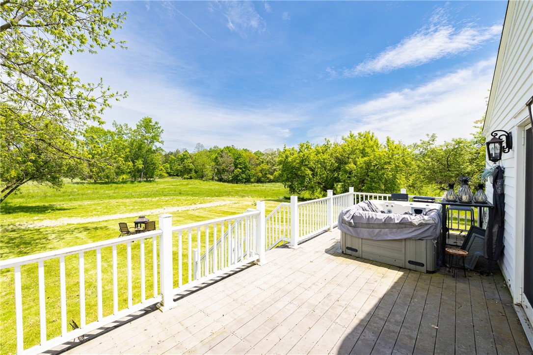 90 Ontario Street, Mendon, New York image 35