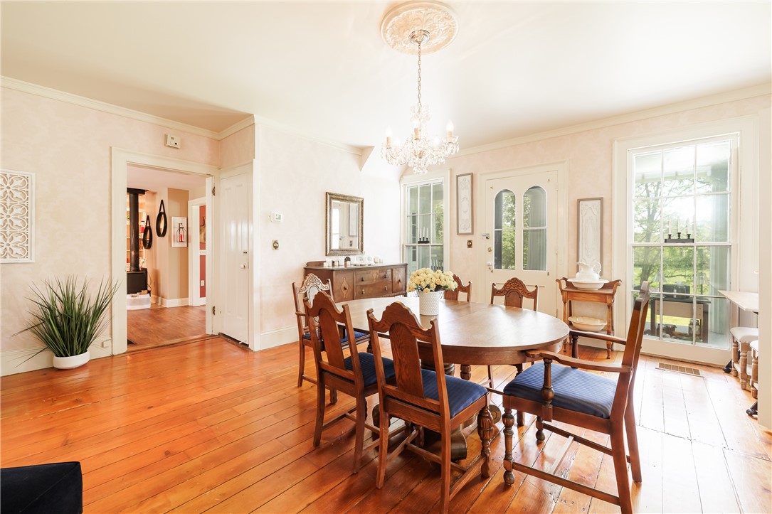 90 Ontario Street, Mendon, New York image 13