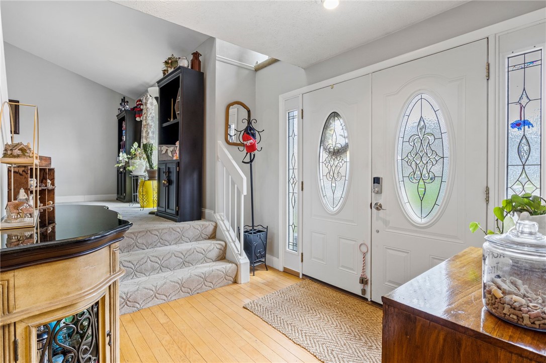 19 Tree Top Drive, Penfield, New York image 3
