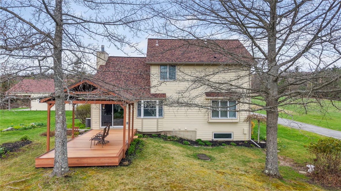 10 lakeside place