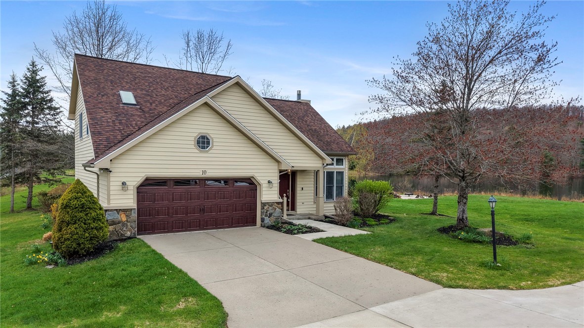 10 lakeside place