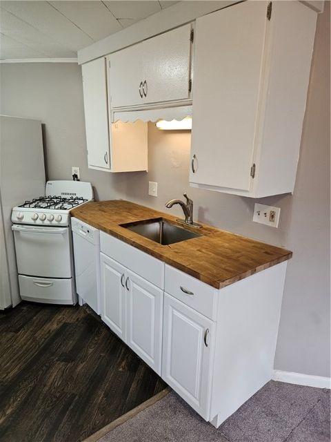 Tiny photo for 234 Brayton Road, Greece, NY 14616 (MLS # R1655409)