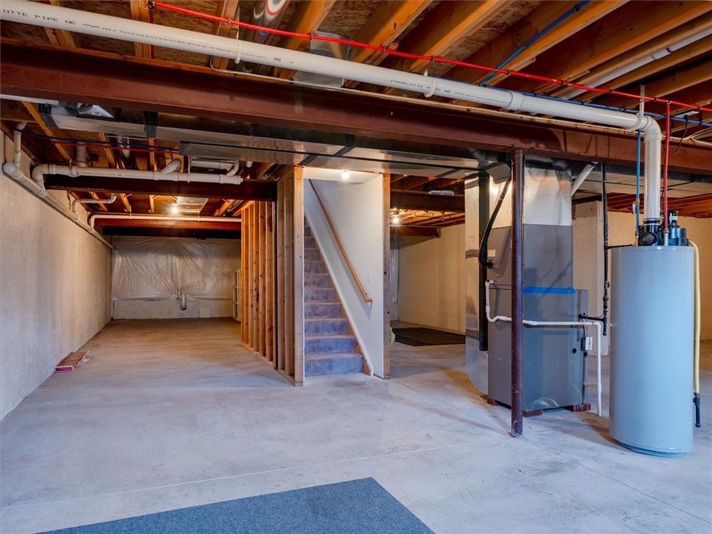 16 Kirkdale Cir Cir, Greece, New York image 32
