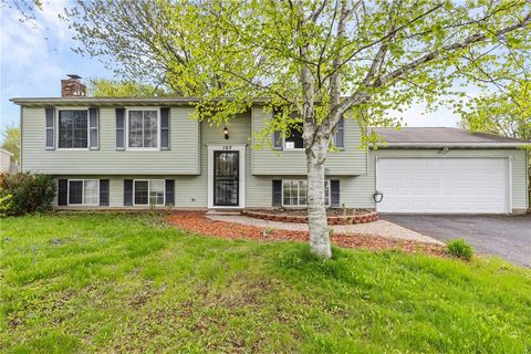 Photo of 107 Overland Trail, Henrietta, NY 14586 (MLS # R1679102)