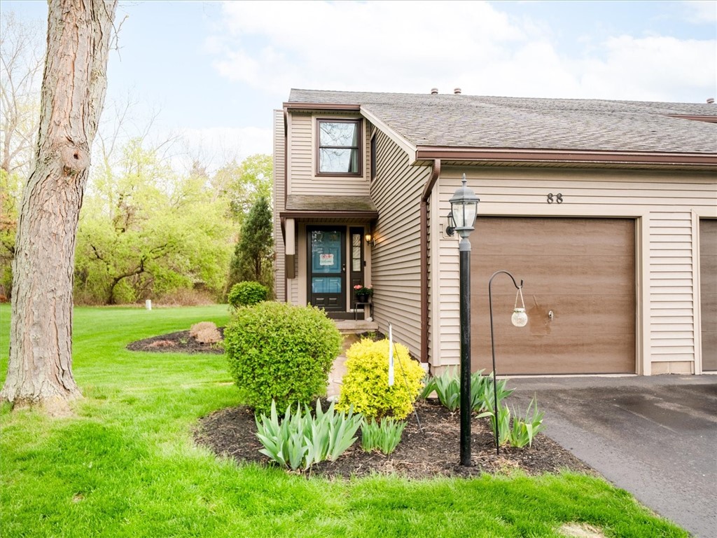 88 Devonshire Circle, Penfield, New York image 1