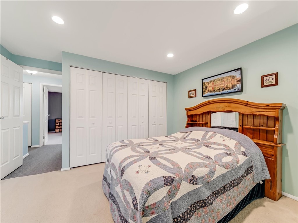 88 Devonshire Circle, Penfield, New York image 30