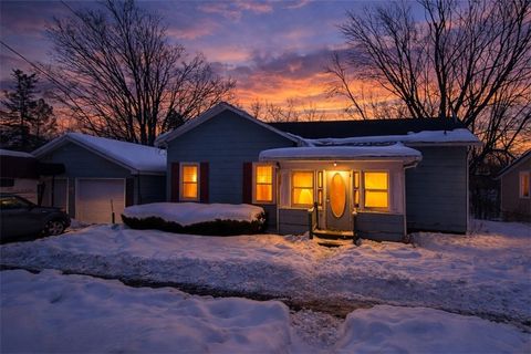 14 Center Street Manchester NY 14504