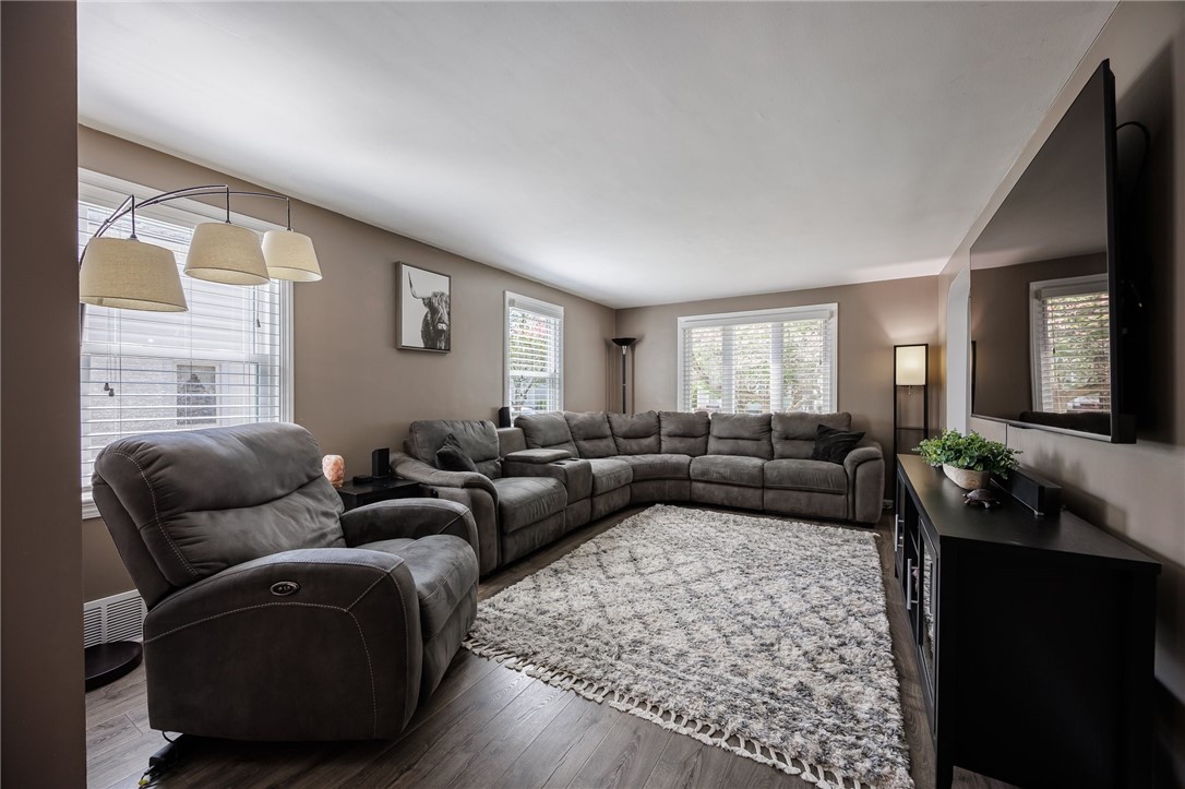 102 Beresford Road, Rochester, New York image 9