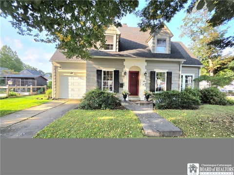 Homes For Sale - 185 Clyde Avenue<br/> Jamestown, NY 14701