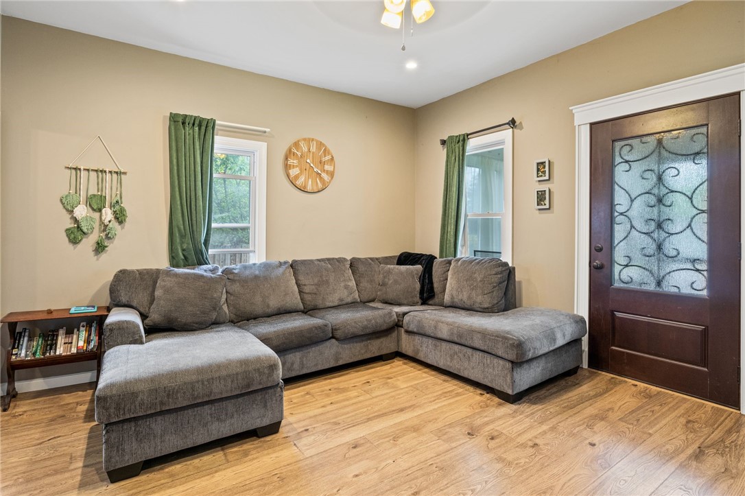 10 Clinton St St, Bergen, New York image 6