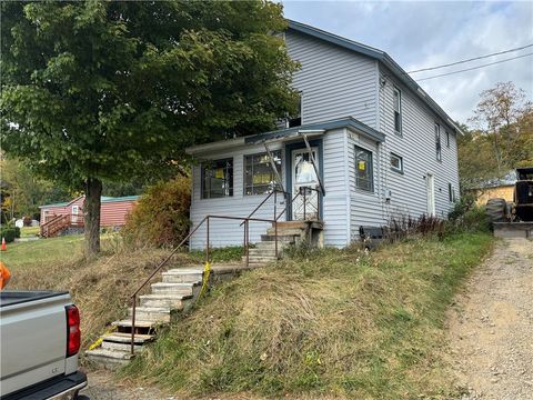 Homes For Sale - 7 Baker Street<br/> Andover, NY 14806