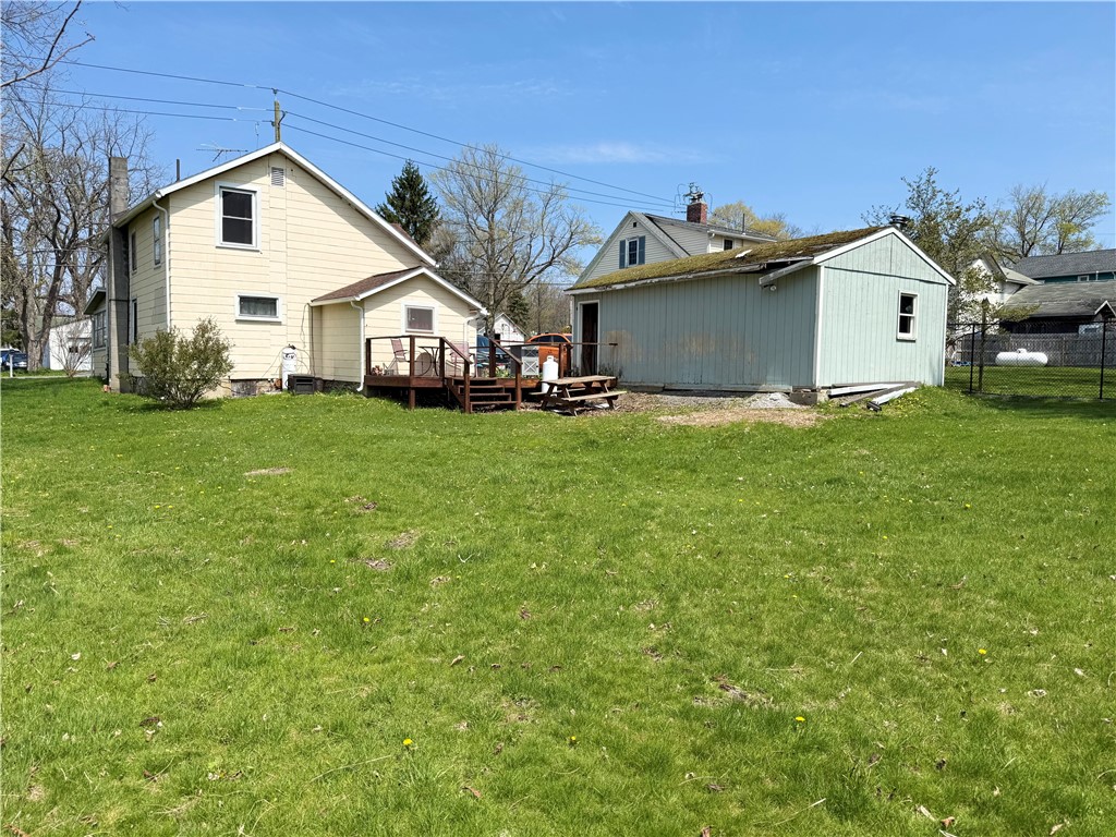 2100 W Seneca Street