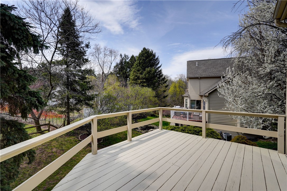 1 Woods Point, Penfield, New York image 15