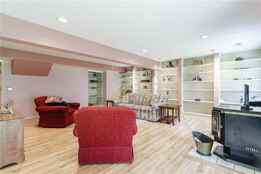 1 Woods Point, Penfield, New York image 30
