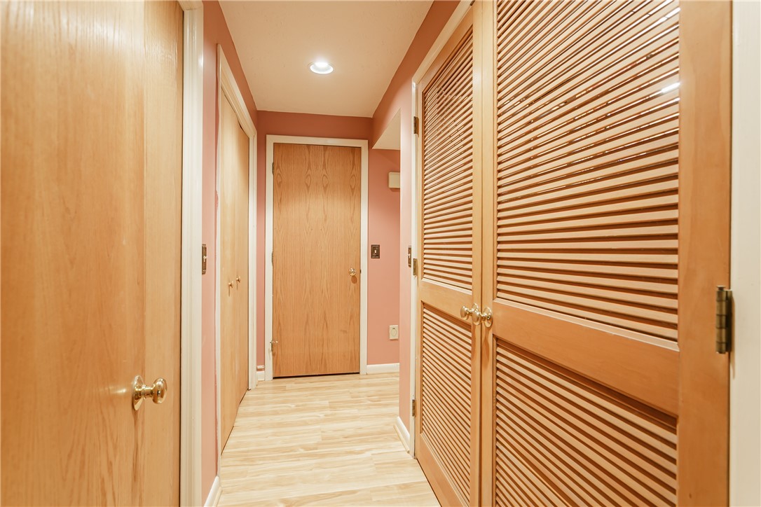 1 Woods Point, Penfield, New York image 35