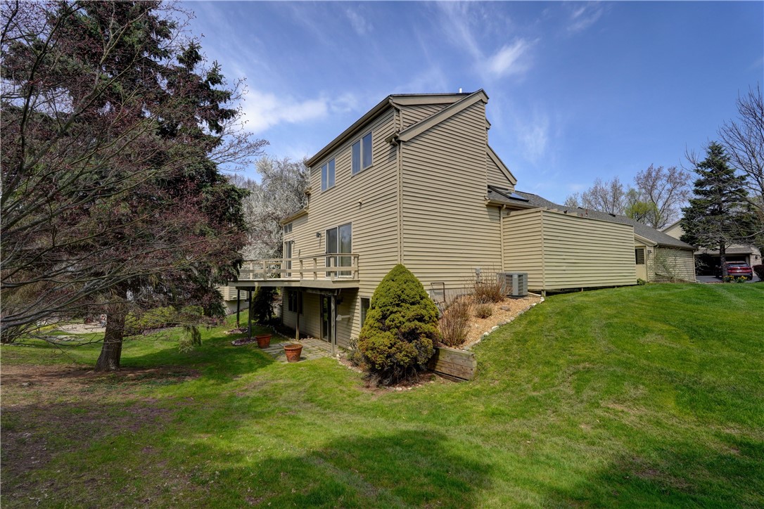 1 Woods Point, Penfield, New York image 39