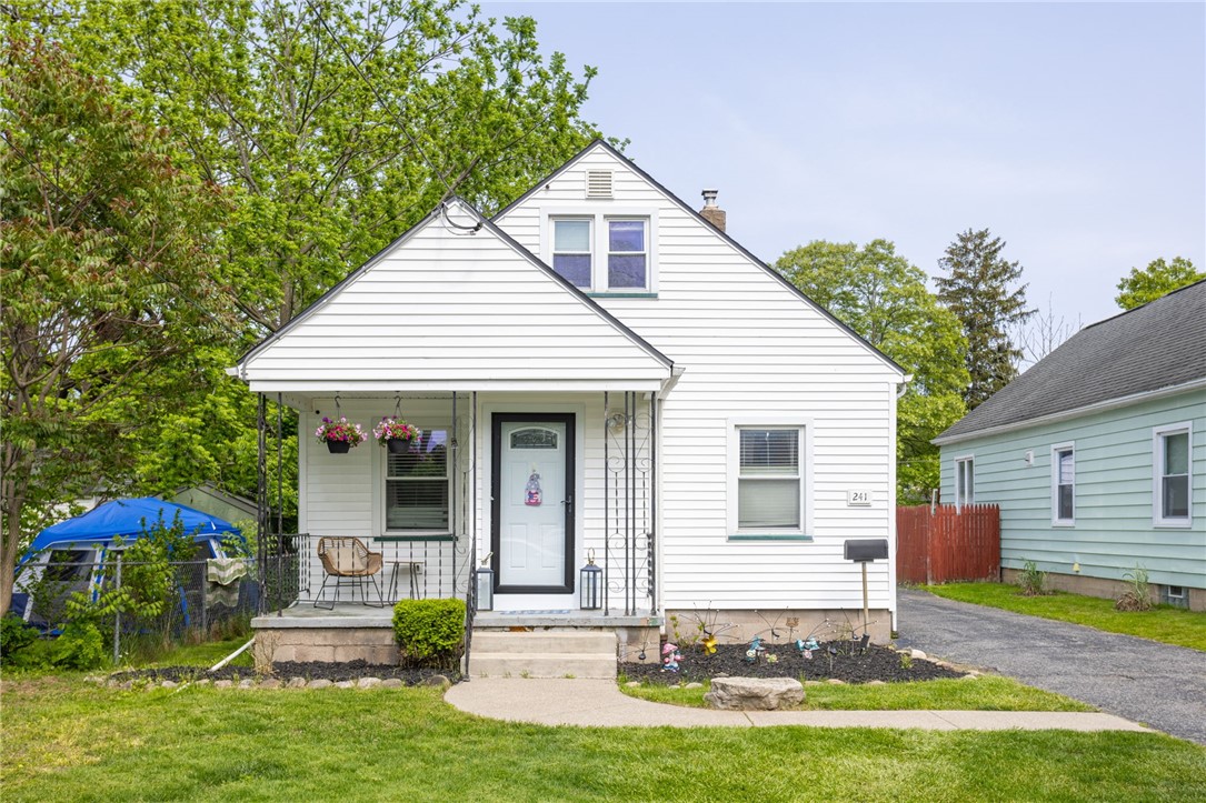 241 Lake Breeze Road, Greece, New York image 1