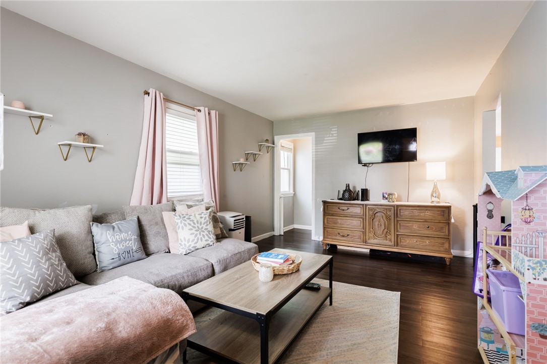 241 Lake Breeze Road, Greece, New York image 3